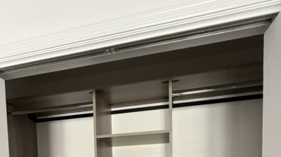 6-Reach-In Closet Photo