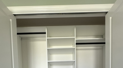 1-Reach-In Closet Photo